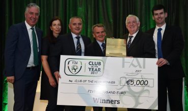 21 July 2017; Members of Carrigaline United, from left, Siobhan Brennan, Alan Sheehan, Willie Walsh and Tim Mawe, are presented with the FAI Club of the Year award by FAI Chief Executive John Delaney, left, and FAI President Tony Fitzgerald, right, at the FAI Communications Awards & Delegates Dinner at Hotel Kilkenny in Kilkenny. Photo by Seb Daly/Sportsfile *** NO REPRODUCTION FEE ***